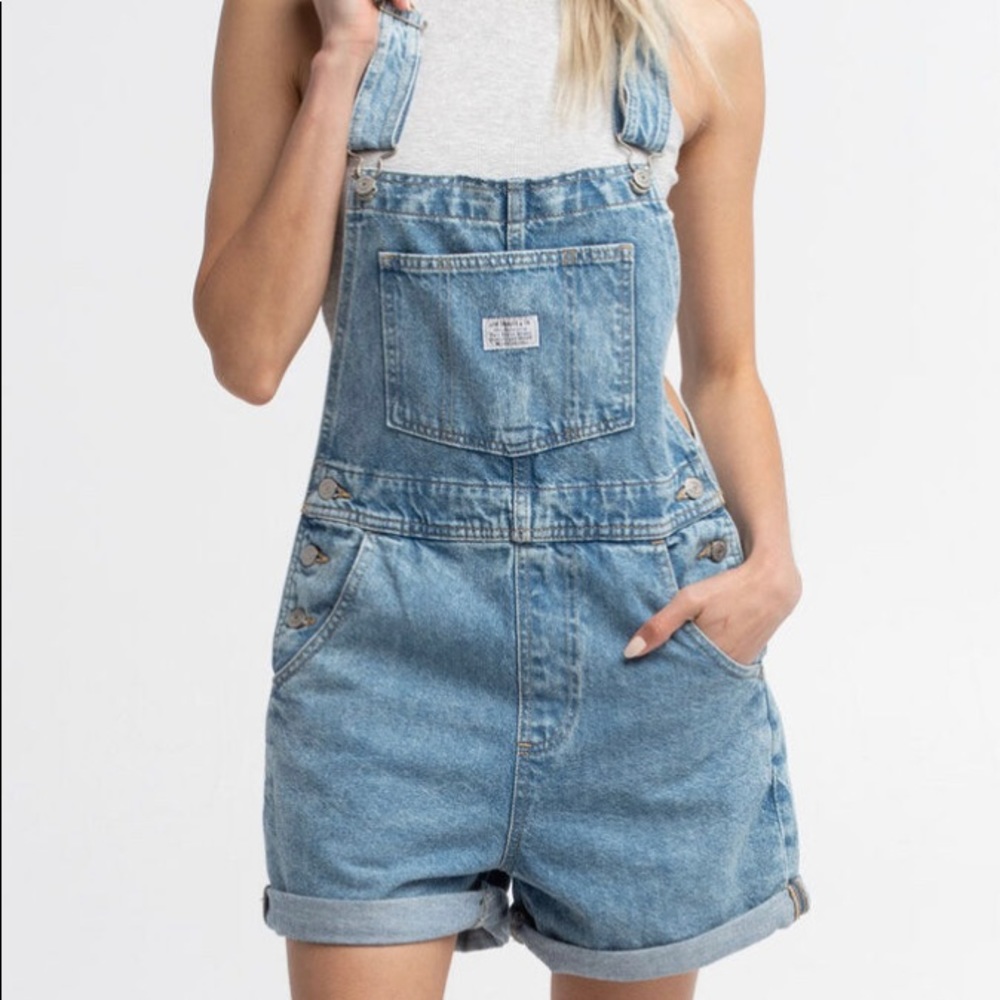 NWT Levi’s Overalls
